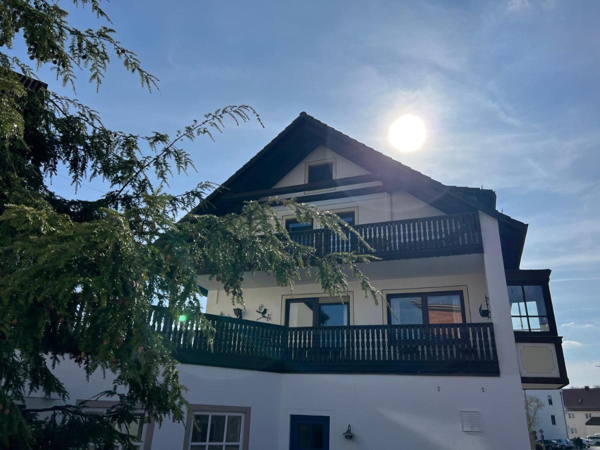 Aparthotel Parsberg Lferstl Zewnętrze zdjęcie